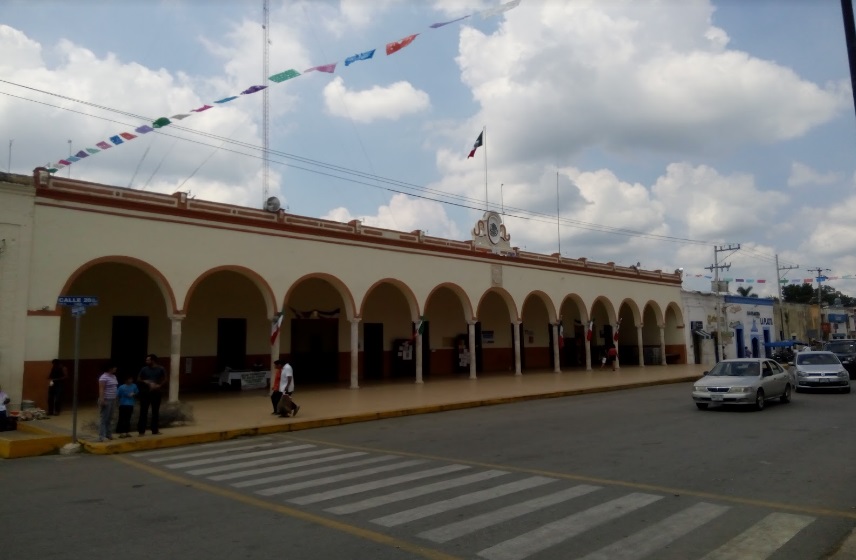 Alcalde de Umán pide a diputados aprobar empréstito de 10 mdp